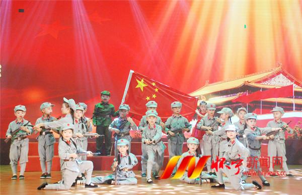 即墨男儿立新功,军地联合送喜报——青岛市即墨区军地联合为荣立二等功现役军人家庭送喜报